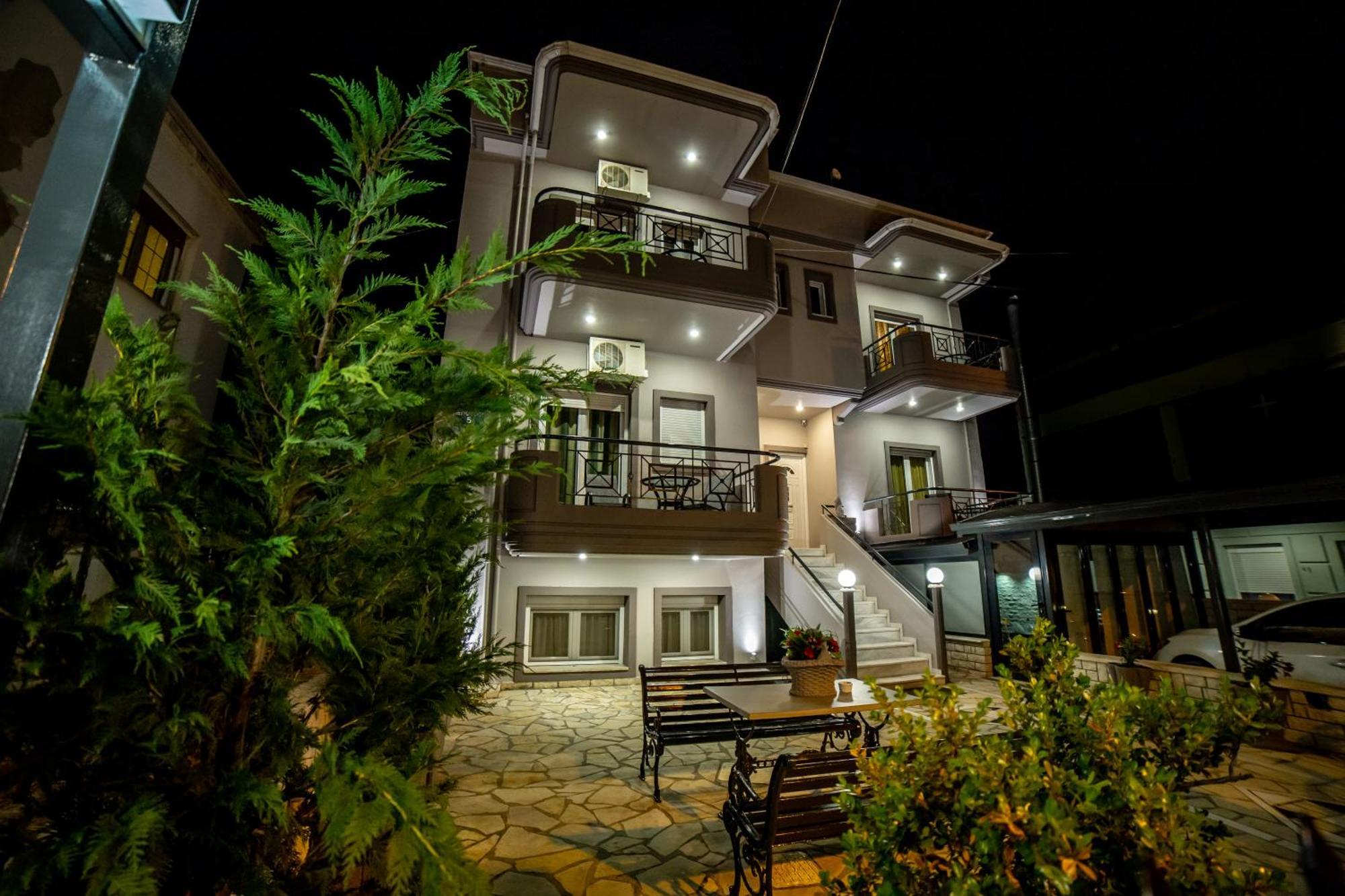 IMPERIAL HOME TSIRONIS ≡ Янина, Греция ≡ Lowest Booking Rates For Imperial  Home Tsironis in Янина